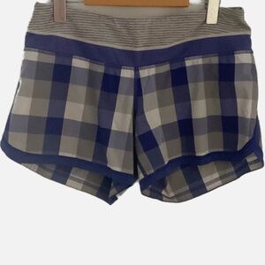 Lululemon Run Speed Groovy Athletic Short Size 6 Purple Grey White Plaid
